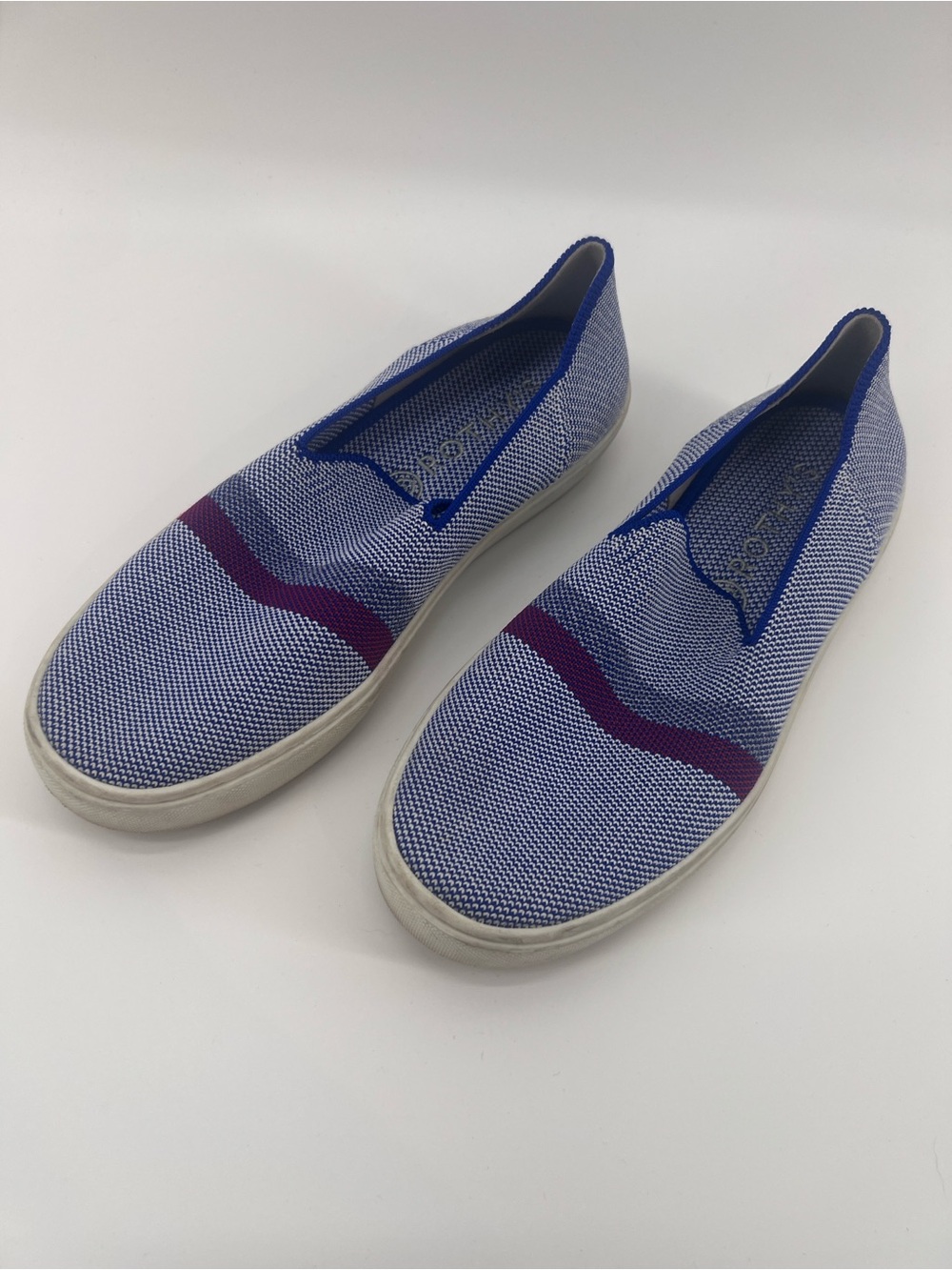 Rothyâs original slip on sneakers. Size 6.5